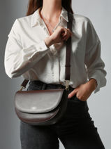 Sac Bandouli�re Tradition Cuir Etrier Marron tradition ETRA065M-vue-porte